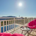 Callista Villa